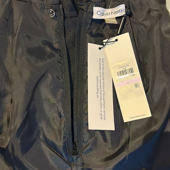 Brand is Calvin Klein, size is 6 - Picture 5 of 5